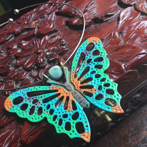 Hand Painted Butterfly on Torque Collar & Earrings - Picture 4 of 5
